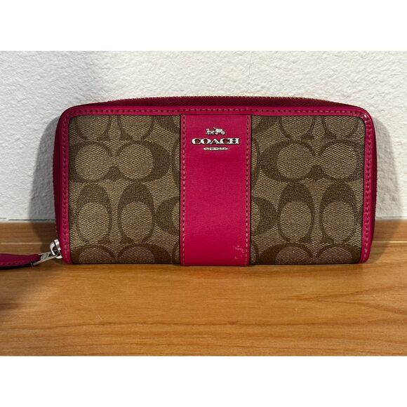 Coach Accordion Zip Wallet In Signature Canvas - Khaki/Dahlia - Picture 1 of 5